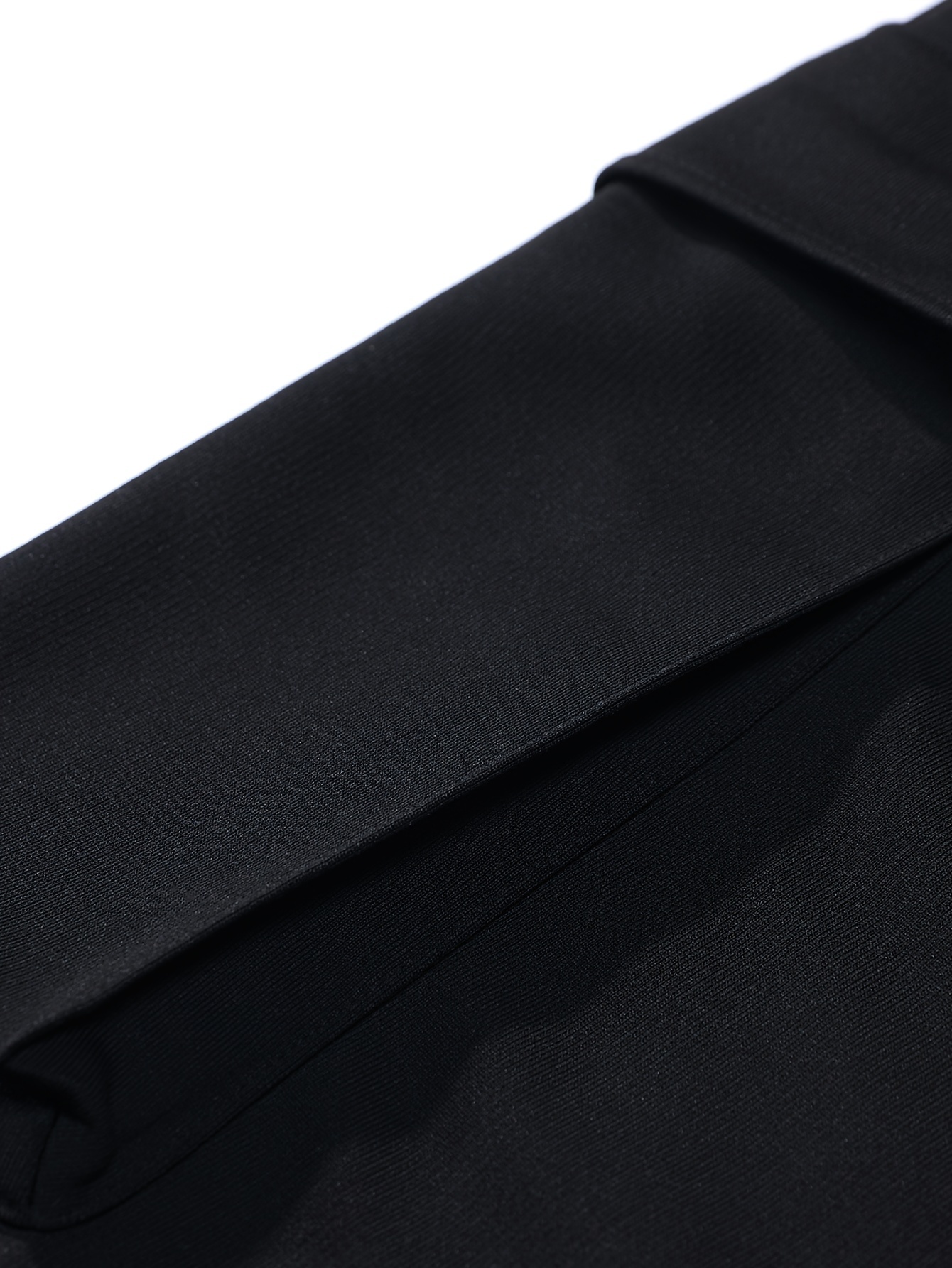 06fbf390-75a7-4e8a-99ce-393550a9e5bf.jpg 11